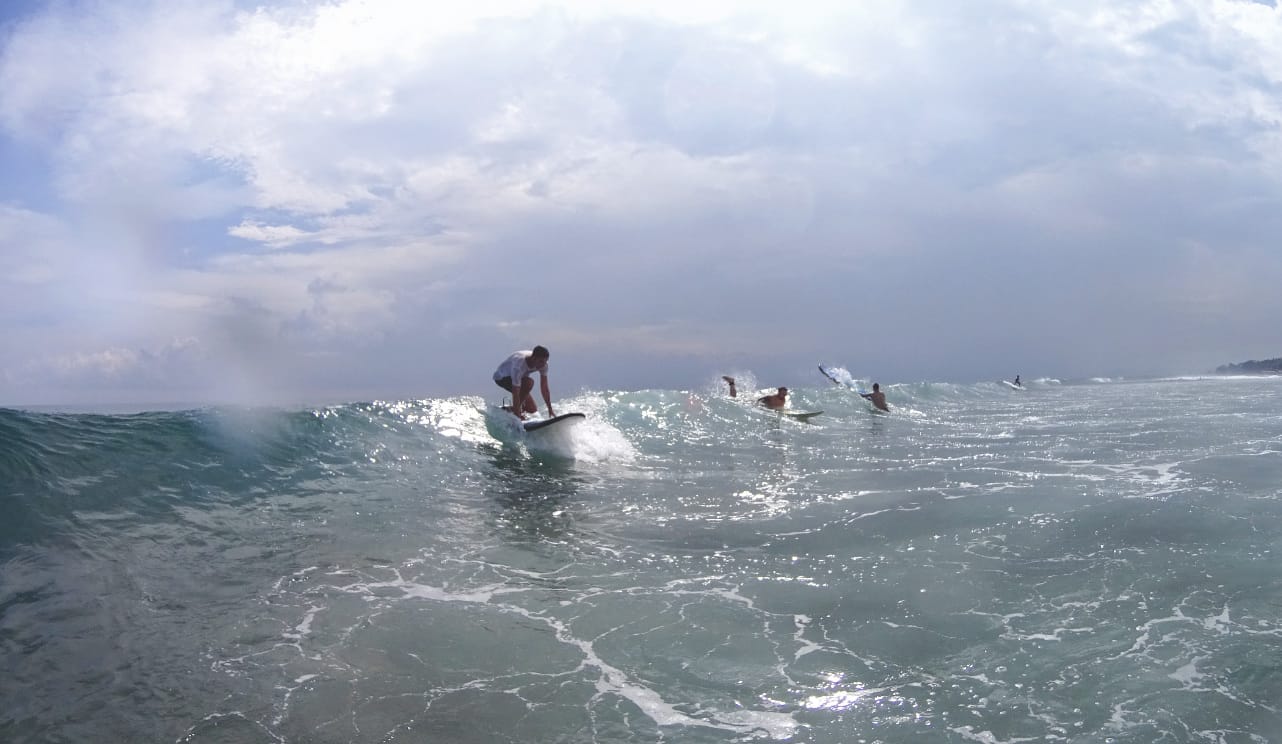 Bali: Surfen lernen in Seminyak