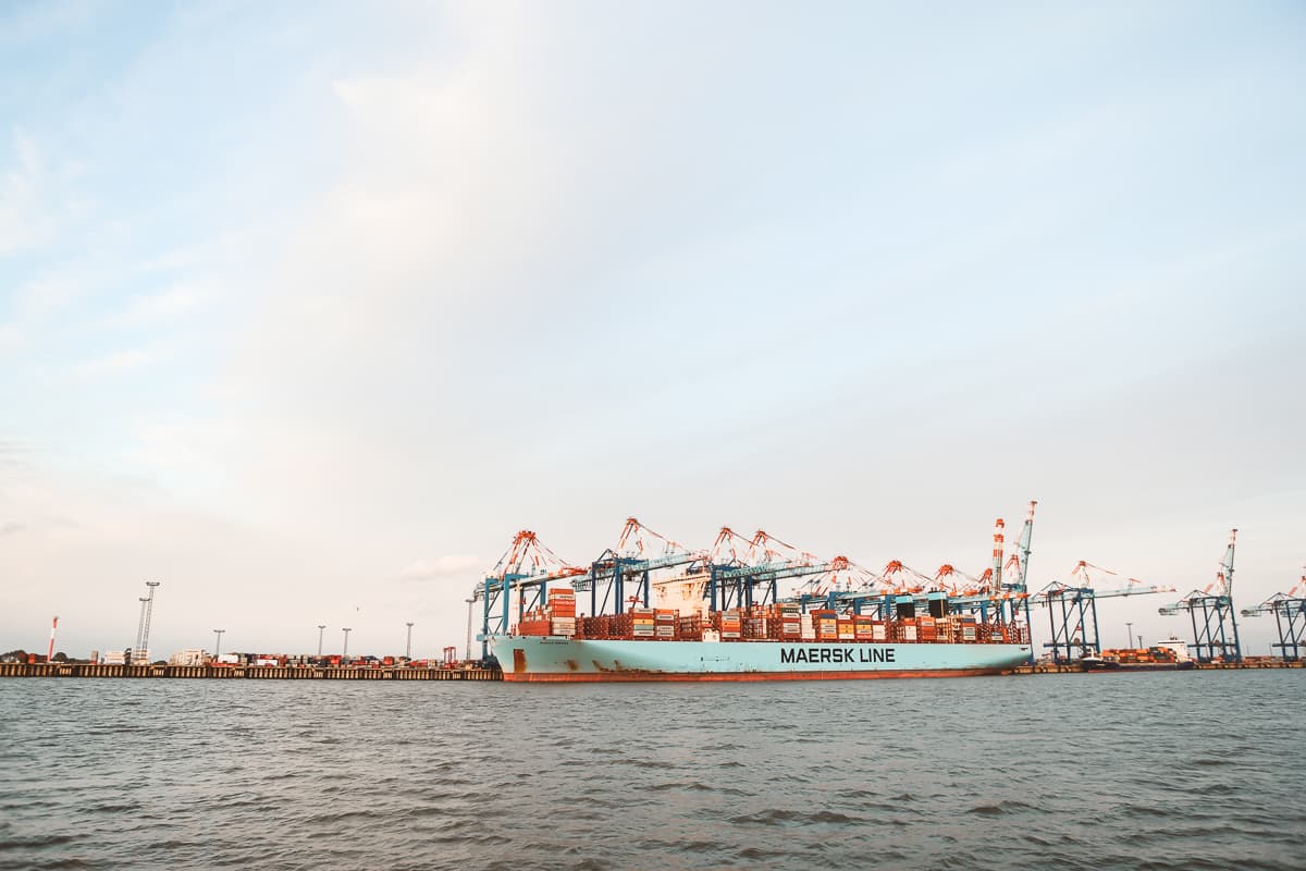 Bremerhaven - Containerschiff - Hafen