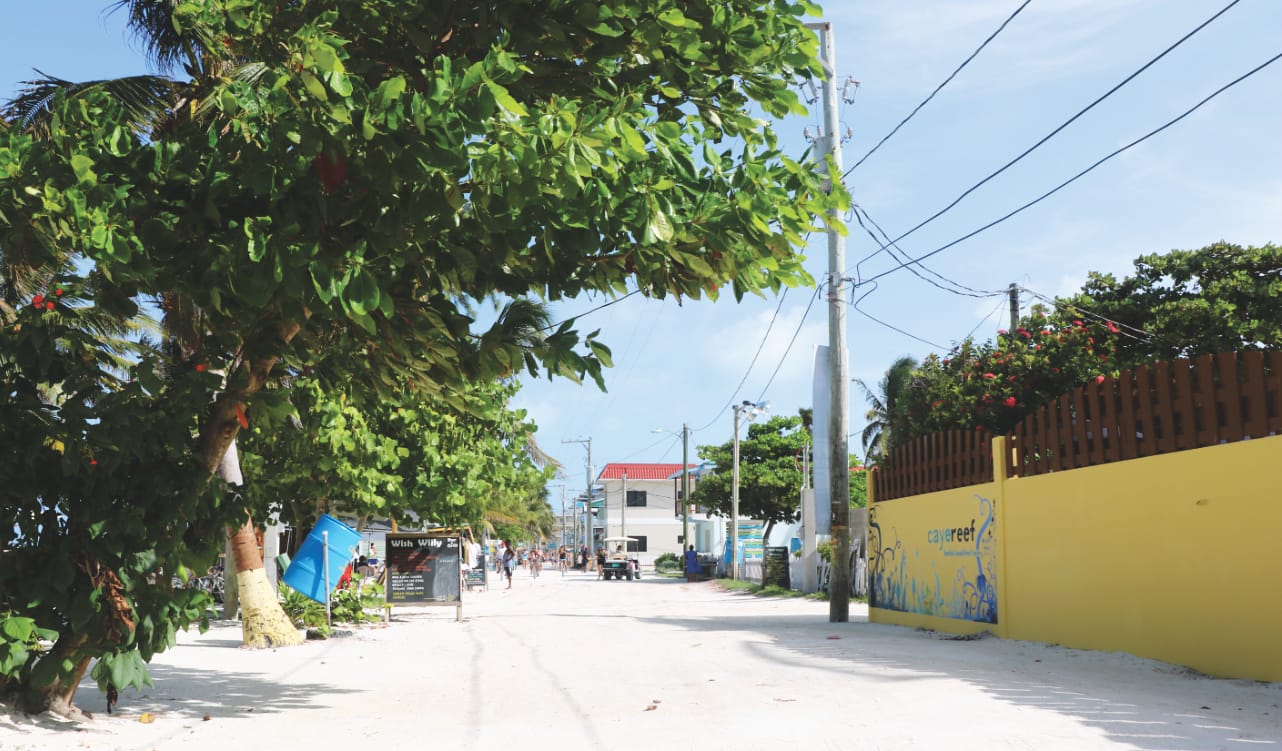 Hauptstraße auf Caye Caulker - Belize