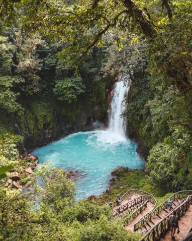 Costa Rica - Sehenswürdigkeiten & Highlights - Rio Celeste Wasserfall