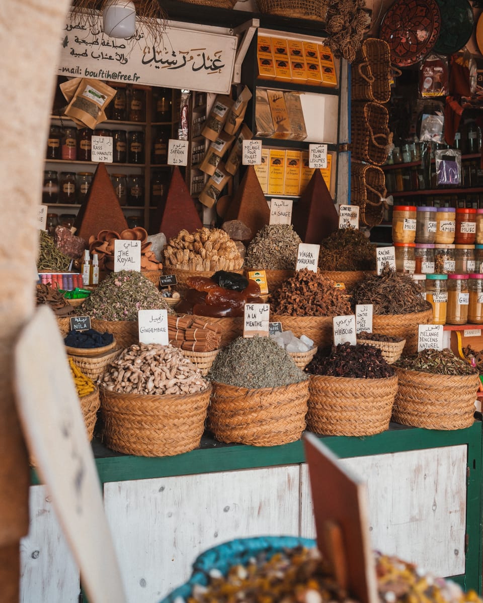Essaouira - Gewürzstand in Medina