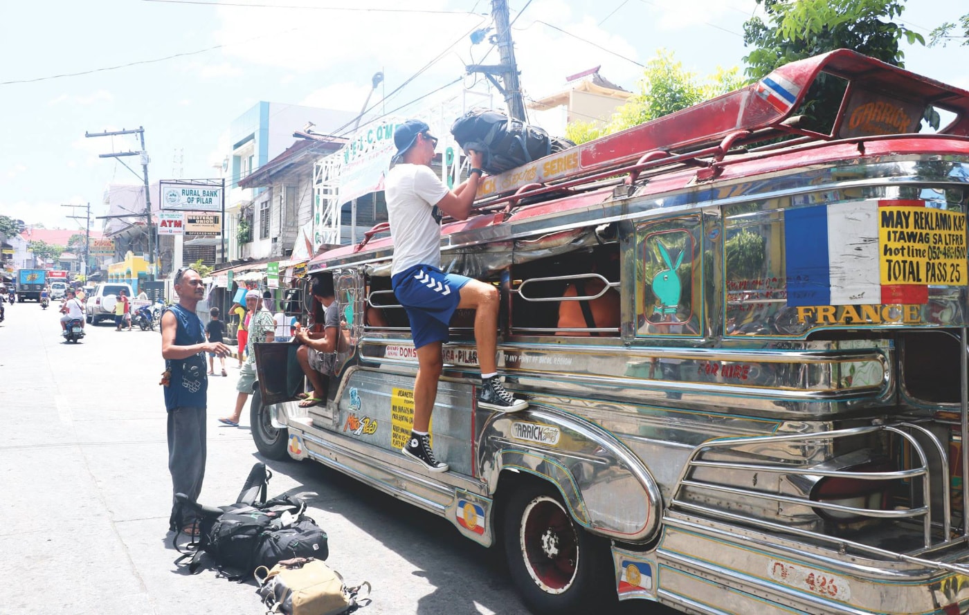 Fortbewegungsmittel: Jeepney auf den Philippinen