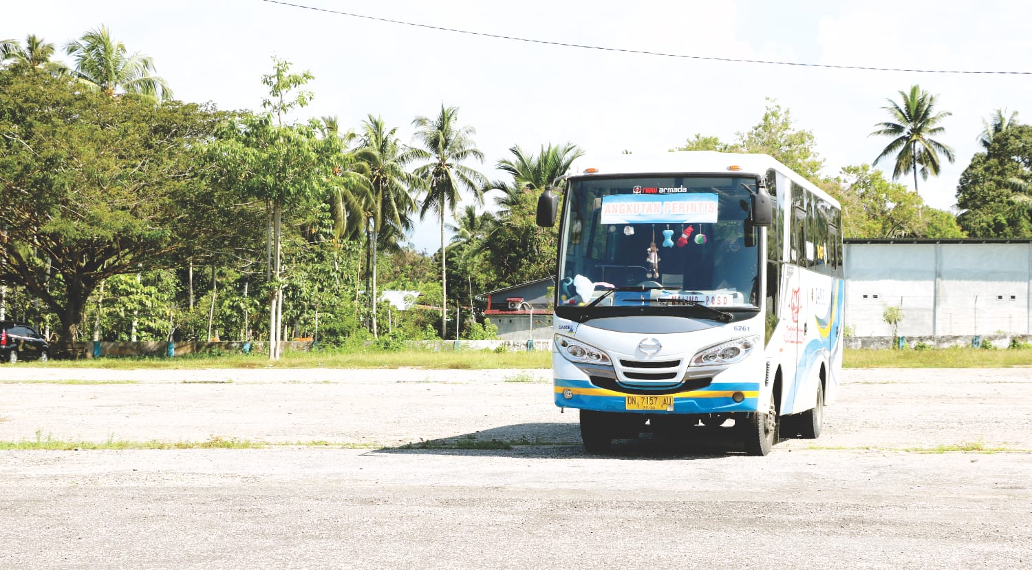 Fortbewegung auf Sulawesi - Bus
