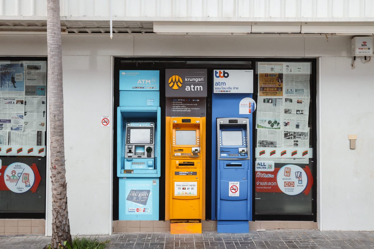 Geld abheben in Thailand mit Kreditkarte - Banken Geld abheben in Thailand mit Kreditkarte - Banken