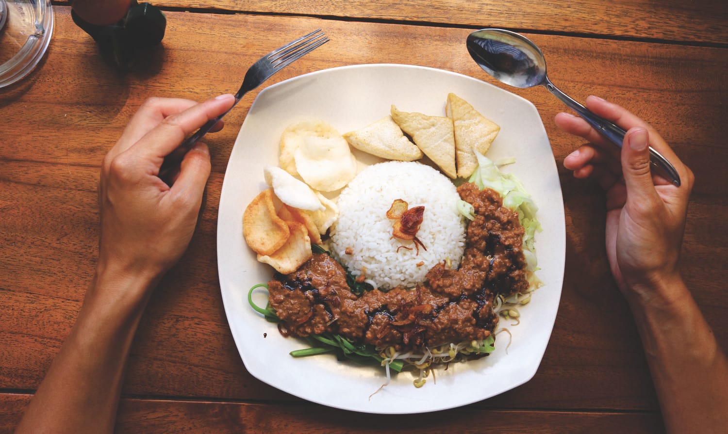 Typisches Essen in Indonesien - Nasi Pecel