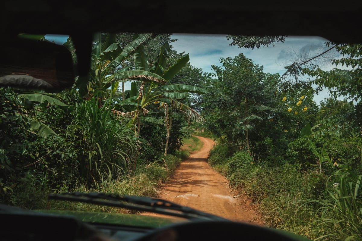 Uganda Nomads - Schotterstraßen auf der Route